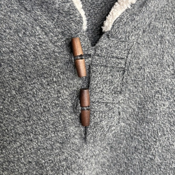 Banana Republic Mens Sweater XL Gray Wool Toggle Button Faux Fur Heritage - Picture 3 of 10